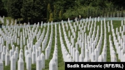 Memorijalni centar u Potočarima gdje su ukopane do sada pronađene žrtve srebreničkog genocida. 