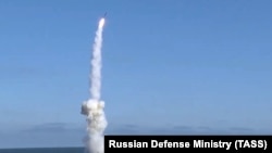 За повідомленням, через потужний шторм всі ракетоносії заведені в пункти базування