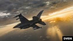 ԱՄՆ օդուժի F-16 կործանիչ, արխիվ