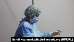 Усього в Україні завершили вакцинацію 6 829 174 людини