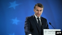 Макрон зазначив, що мав тривалу розмову з президентом Зеленським та з кількома європейськими лідерами.