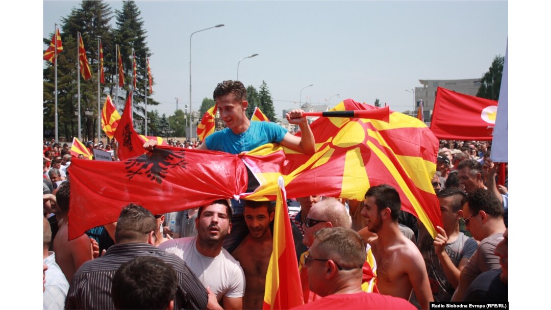 Atmosfera na antivladinom protestu u Skoplju