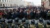 Російська влада «полює» на журналістів у той час, як тривають протести