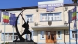 Un incendiu și mai multe explozii au avut loc, sâmbătă, în depozitul de muniție de la fabrica de armament din Cugir.