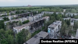 Руйнування внаслідок російських обстрілів у Покровську, травень 2025 року